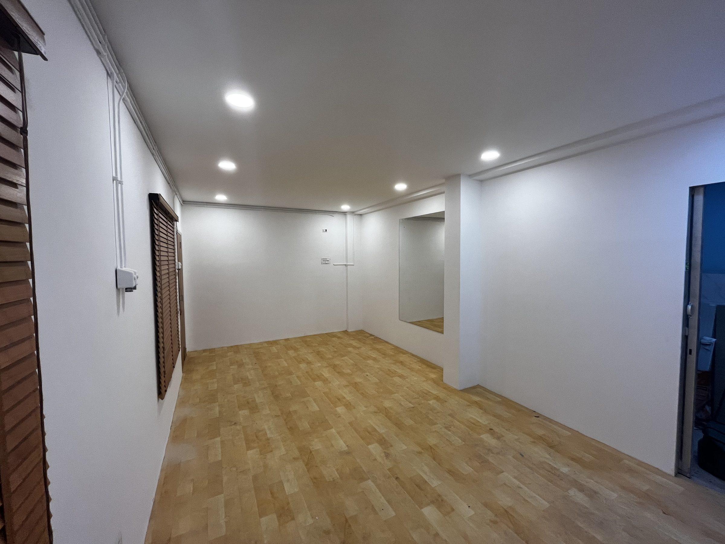 CSK Physiotherapy, Arumbakkam, Chennai, clinic interior by Pencil Studio (11)