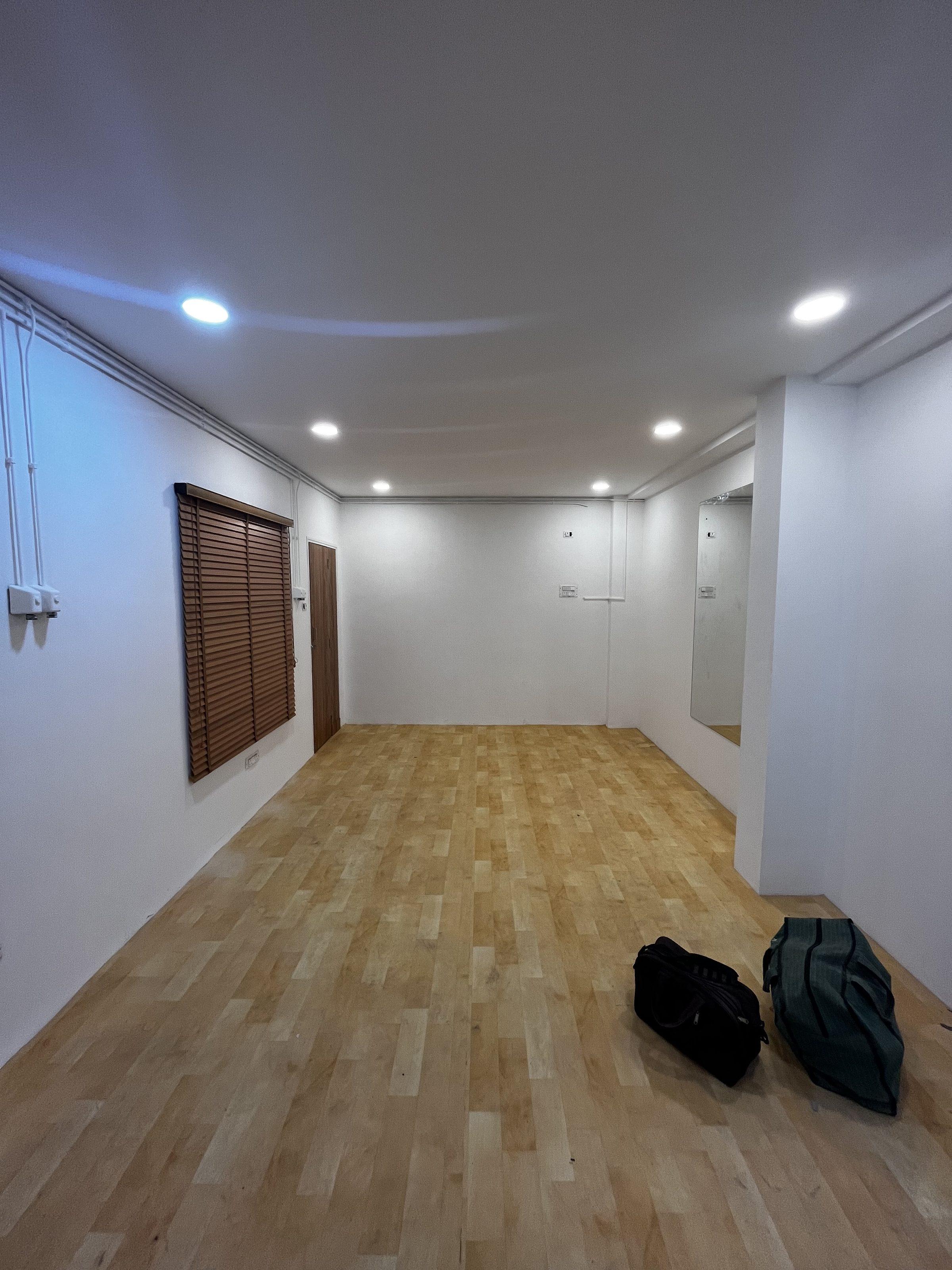 CSK Physiotherapy, Arumbakkam, Chennai, clinic interior by Pencil Studio (9)